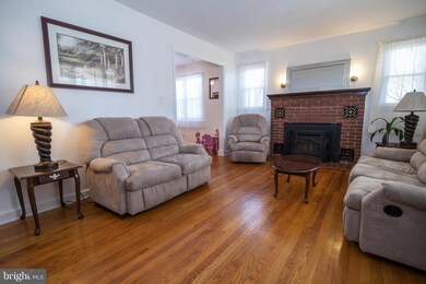 3412 Putty Hill Ave, Parkville, MD 21234 - photo 6