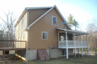 152 Luftus Ln, Dingmans Ferry, PA 18328 - photo 5