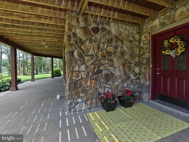 787 Bittersweet Ln, Sykesville, MD 21784 - photo 4