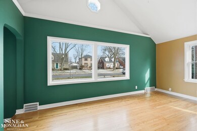 1641 Hampton Rd, Grosse Pointe Woods, MI 48236 - photo 4