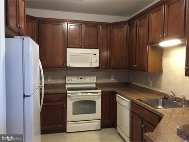 711 Van Gogh Ct unit 711, Williamstown, NJ 08094 - photo 3