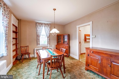 823 Fritz Ave, Reading, PA 19607 - photo 6