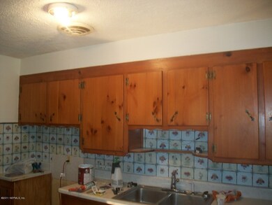 4615 Solandra Cir E, Jacksonville, FL 32210 - photo 3