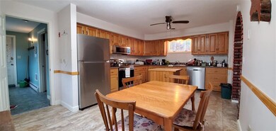 6861 Vt Route 18, Saint Johnsbury, VT 05819 - photo 5