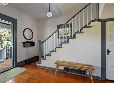 Entrance/Foyer