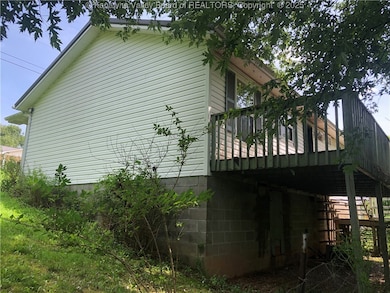 180 Oak Drive Addition, Spencer, WV 25276 - photo 3