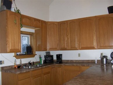 8 Leroy St, Potsdam, NY 13676 - photo 3