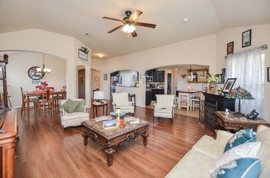 5934 Carnaby Ln, Rosenberg, TX 77471 - photo 5