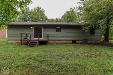 307 N Rockingchair Rd, Paragould, AR 72450 - photo 2