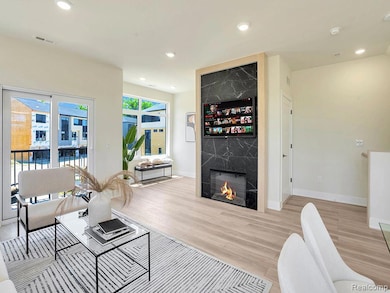 741 Smart Town Dr, Dearborn, MI 48126 - photo 5