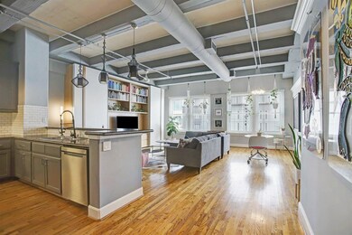 Open concept Living Dining and kitchen is great fo