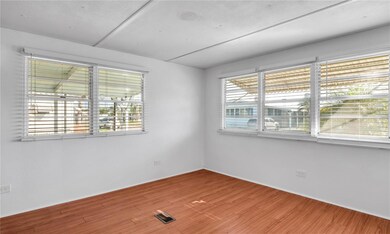 209 50th Avenue Plaza E, Bradenton, FL 34203 - photo 7