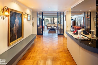 The Sovereign unit 3A, New York, NY 10022 - photo 3