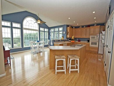 111 Scenery Hill Dr, Canonsburg, PA 15317 - photo 7