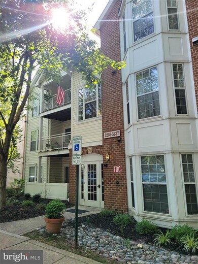 5205 Wagon Shed Cir, Owings Mills, MD 21117 - photo 3