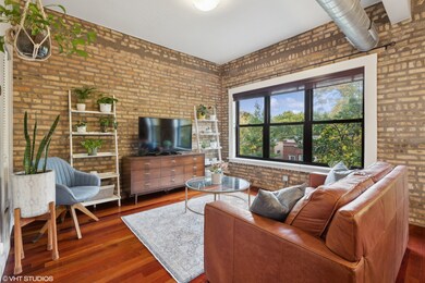 1247 W Roscoe St unit 3, Chicago, IL 60657 - photo 5