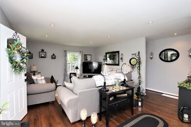 1006 Bramly Ct, Hagerstown, MD 21742 - photo 6