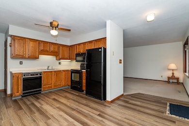 Entryway/Kitchen