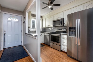 73 Shelburne Rd, Merrimack, NH 03054 - photo 3