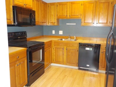 22 Devlin Cir, Blackstone, MA 01504 - photo 4