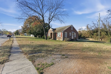 5562 Knob Rd, Nashville, TN 37209 - photo 3