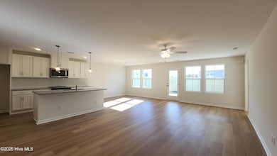 1213 Lulu Bay Dr NE, Leland, NC 28451 - photo 6