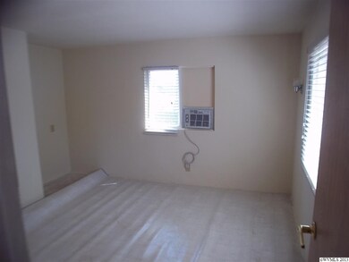 1732 Pine (#4) St NE unit 4, Silverton, OR 97381 - photo 4