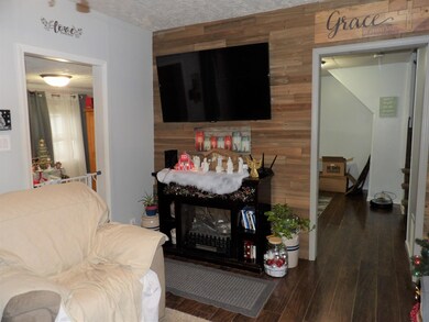 314 N Orchard St, Logan, OH 43138 - photo 6