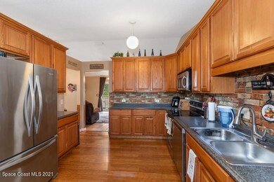 03_4800OxeyeAve_5_Kitchen_FlexMLS800x600
