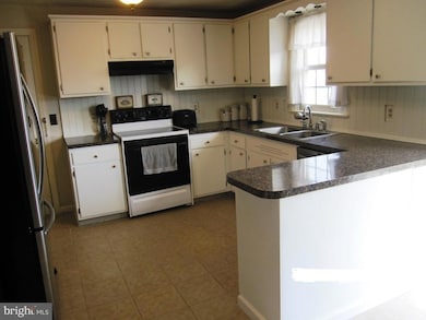 30 Melvin Dr, Leola, PA 17540 - photo 4