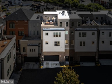 702 Elden St unit B, Herndon, VA 20170 - photo 5