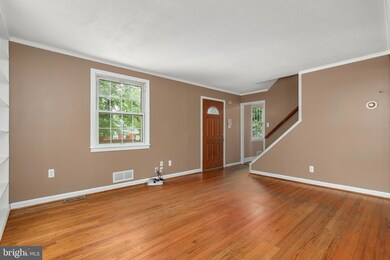 8721 Jenifer Rd, Parkville, MD 21234 - photo 6