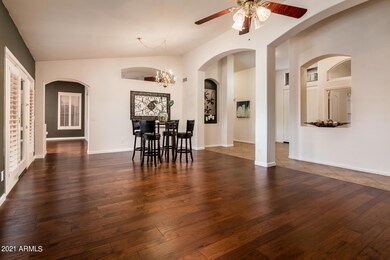 3202 W Walter Way - Living/Dining