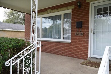 1316 Farragut St, Conway, PA 15027 - photo 2