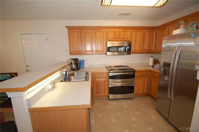 Exceptional eat-in kitchen with stainless applianc