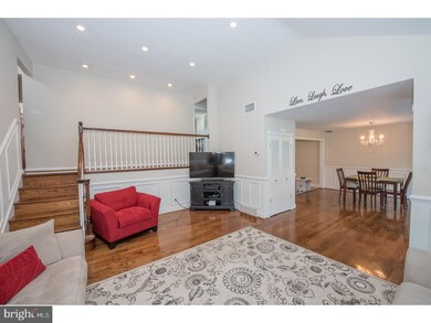 80 Cambridge Rd, Broomall, PA 19008 - photo 2