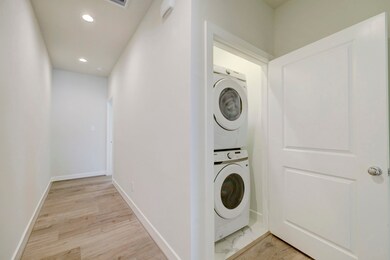 5912 Haring Ln, Houston, TX 77091 - photo 7