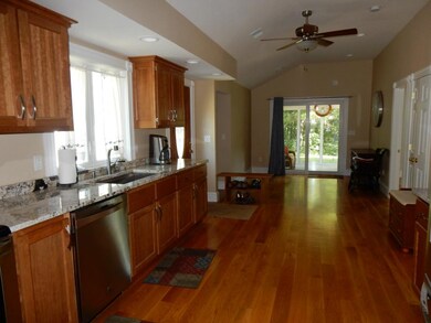 142 S Main St, Newton, NH 03858 - photo 4