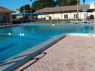 Sabal Pointe Apartments unit 1090, Palm Springs, FL 33461 - photo 4