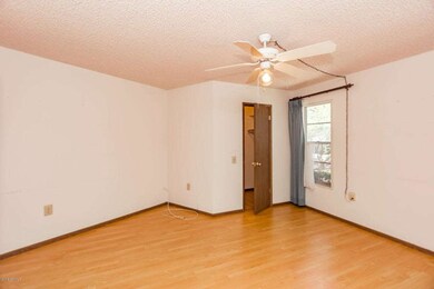 17465 N Del Webb Blvd, Sun City, AZ 85373 - photo 6