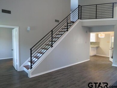 5805 5805 Hollytree, Tyler, TX 75703 - photo 3