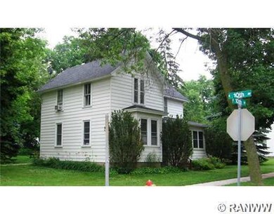 1002 10th St E, Menomonie, WI 54751 - photo 2