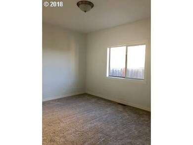 758 Meadowlawn Place, Molalla, OR 97038 - photo 6