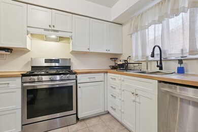 95 Monticello Dr unit 95, Branford, CT 06405 - photo 6