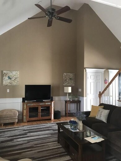 22 Edmonds Cir unit 22, Whitinsville, MA 01588 - photo 7