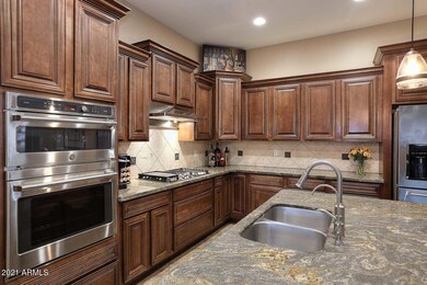 Night-Kitchen3