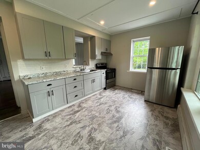 1056 W Germantown Pike unit 1, East Norriton, PA 19403 - photo 2