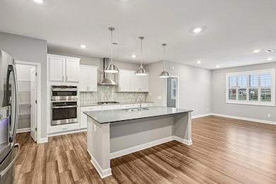 14-web-or-mls-Grassland Wy-S2810-014.jpg