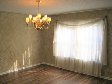 10238 Brushfield Ln, Fishers, IN 46037 - photo 3