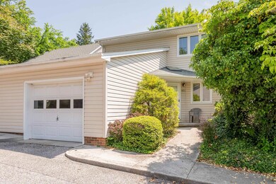 421 New Kent Rd, Blacksburg, VA 24060 - photo 2